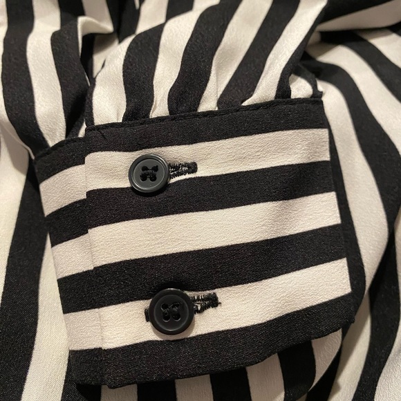 LOFT - Black & White Striped Long-SleeveShirt-Dress/Bow Tied at Neck - EUC - S - Picture 5 of 14